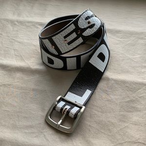 Diesel leather belt 85 cm (fits about 30 in waist)